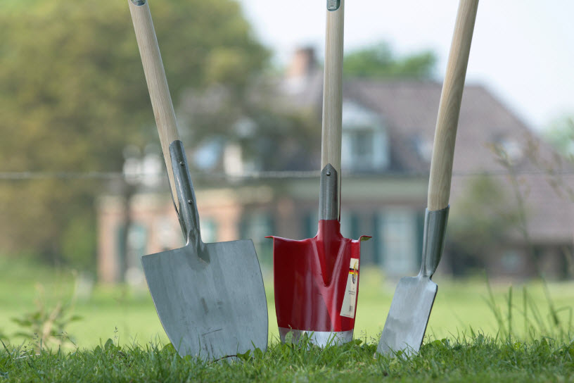 Spade, schop of bats? Tips om de juiste schep te kiezen.