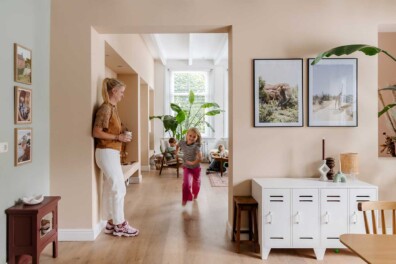 Interieur: creativiteit en kleur in Gelderse T-boerderij