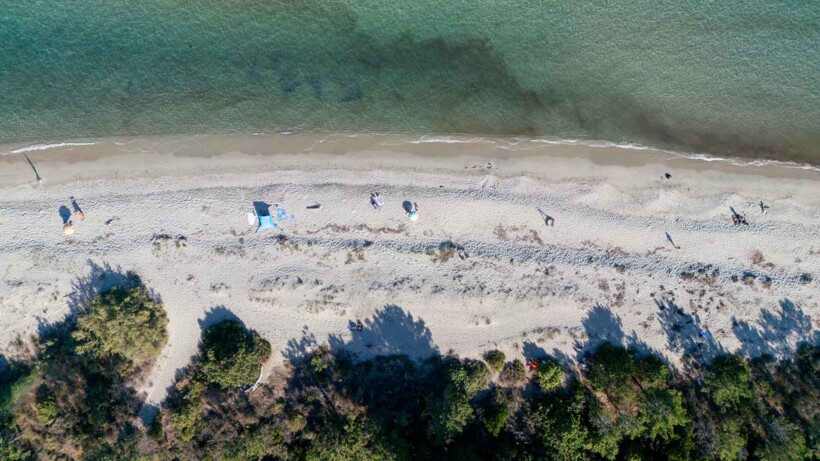 Slow travel op Corsica: van stille bergdorpen tot verborgen baaien (advertorial)