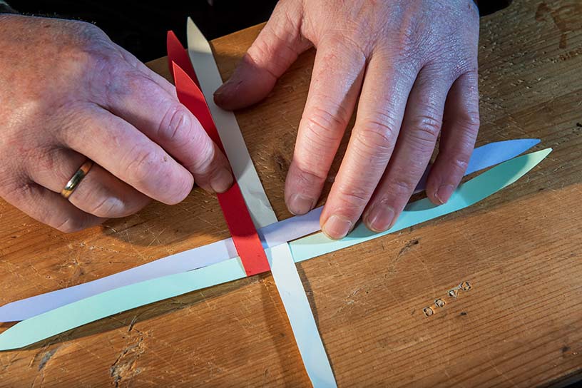 stroken papier kersster
